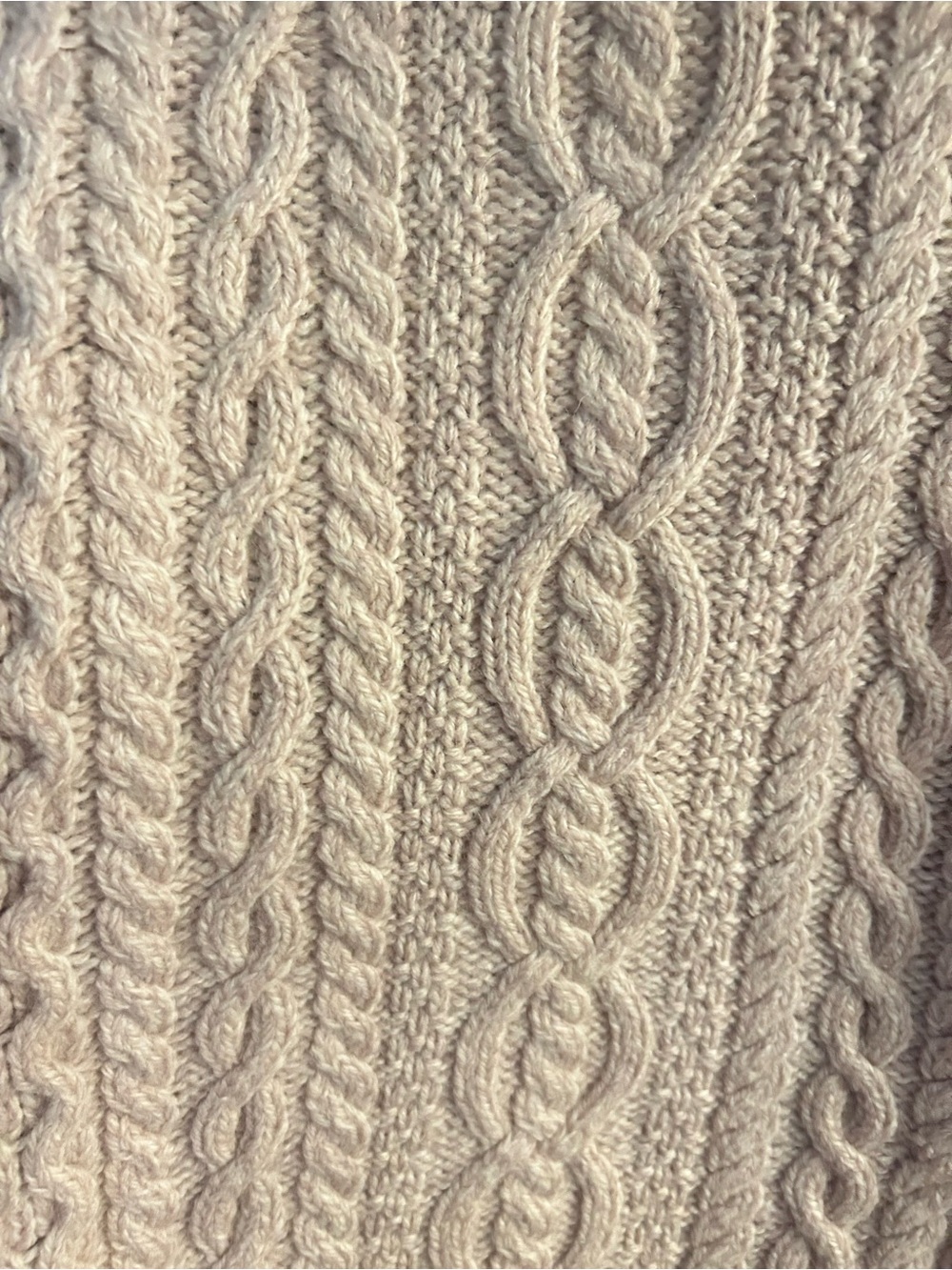 Aran Mór Ireland 100% Merino Wool Cable Knit Sweater — Medium - Picture 8 of 15